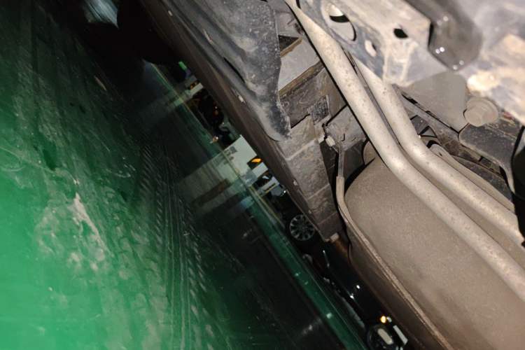 Used BYD Tang New Energy 2021 DM-i 112KM Prestige Model Chassis Rear Left