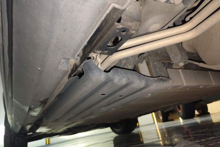Used BYD Tang New Energy 2021 DM-i 112KM Prestige Model Chassis Rear Left