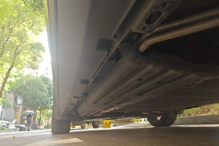 Used BYD Tang New Energy 2021 DM-i 112KM Prestige Model Chassis Rear Left