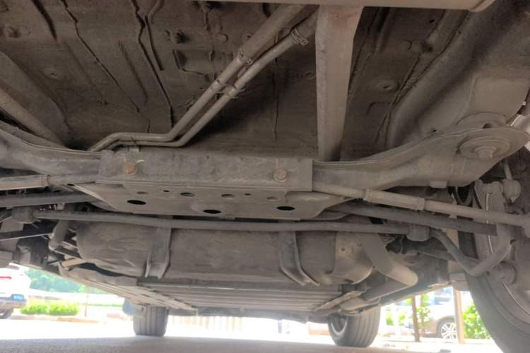 Used BYD Tang New Energy 2021 DM-i 112KM Prestige Model Chassis Rear