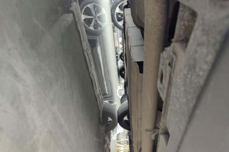 Used BYD Tang New Energy 2021 DM-i 112KM Prestige Model Chassis Rear Right