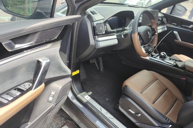 Used BYD Tang New Energy 2021 DM 2.0T Four-Wheel Drive Performance Edition Prestige Model Driver Seat