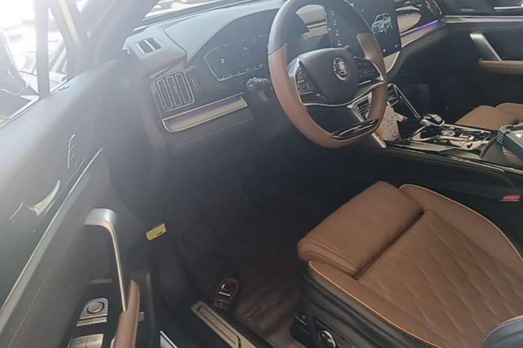 Used BYD Tang New Energy 2021 DM-i 112KM Prestige Model Driver Seat