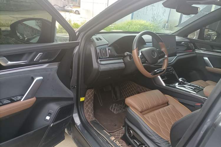 Used BYD Tang New Energy 2021 DM-i 112KM Prestige Model Driver Seat