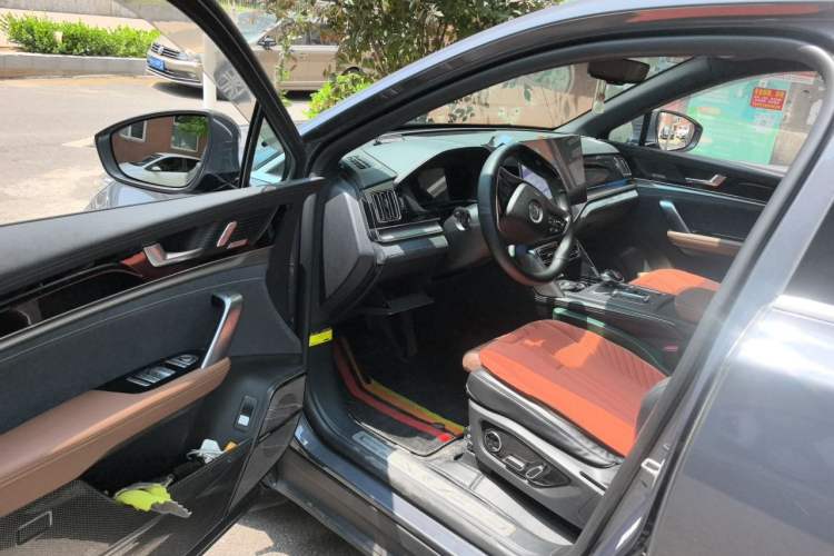 Used BYD Tang New Energy 2021 DM-i 112KM Prestige Model Driver Seat