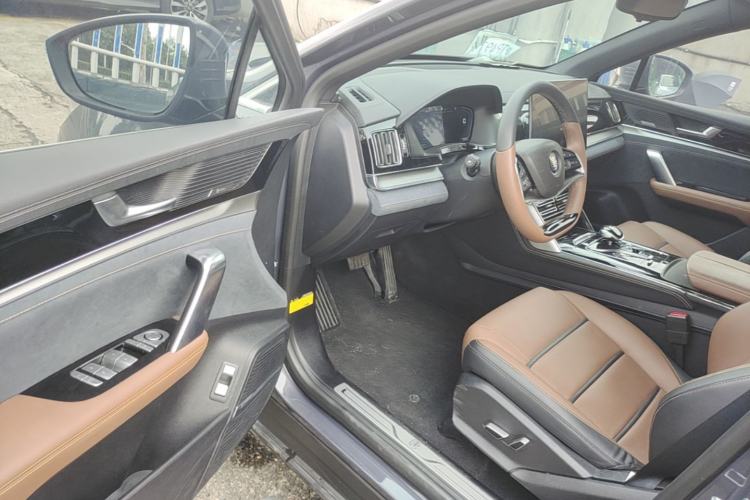 Used BYD Tang New Energy 2021 DM 2.0T Four-Wheel Drive Performance Edition Prestige Model Driver Seat