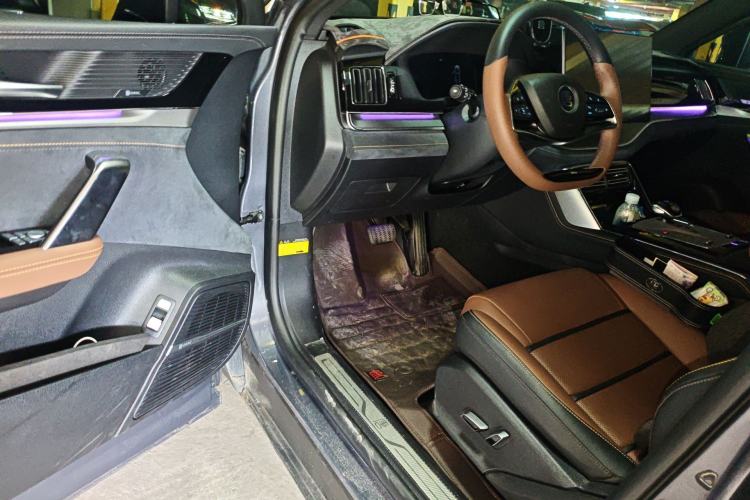 Used BYD Tang New Energy 2021 DM 2.0T Four-Wheel Drive High-Performance Luxury Model Driver Seat