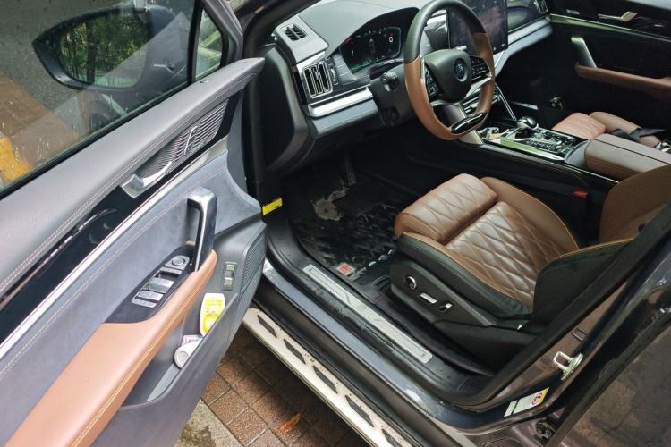 Used BYD Tang New Energy 2021 DM 2.0T Four-Wheel Drive High-Performance Flagship Model Driver Seat