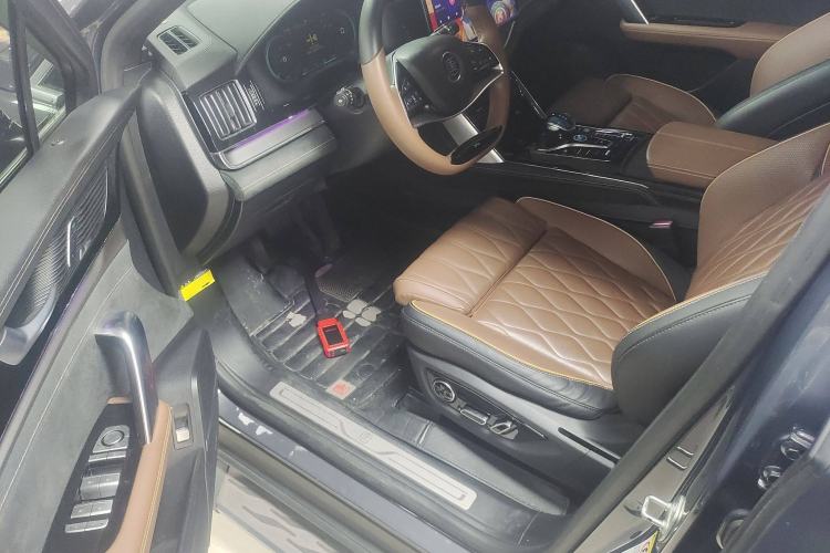 Used BYD Tang New Energy 2021 DM-i 112KM Prestige Model Driver Seat