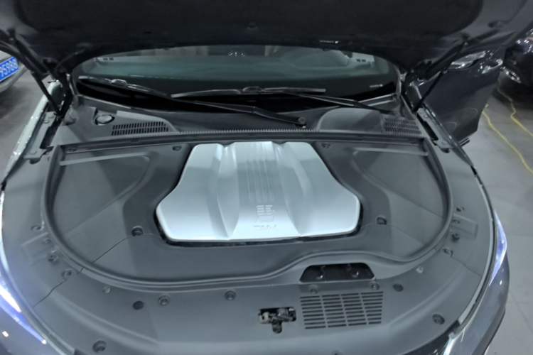Used BYD Tang New Energy 2021 DM-i 112KM Prestige Model Engine Bay