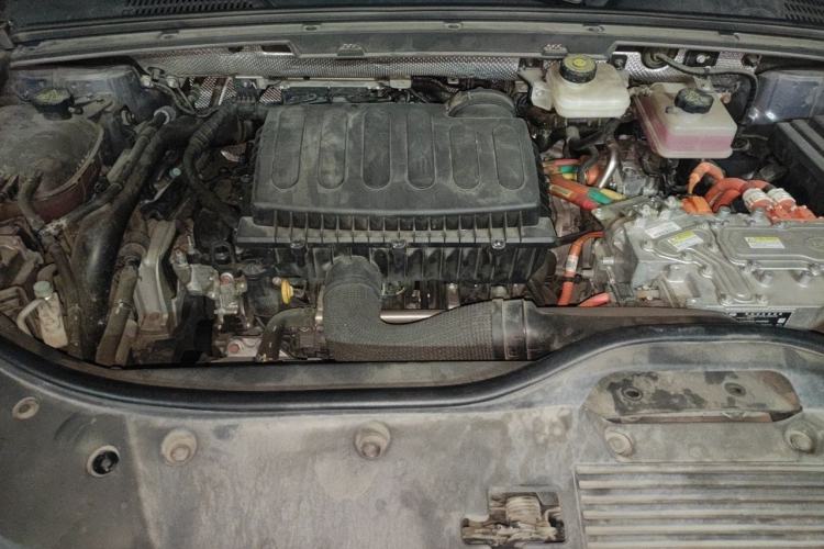Used BYD Tang New Energy 2021 DM 2.0T Four-Wheel Drive High-Performance Luxury Model Engine Bay