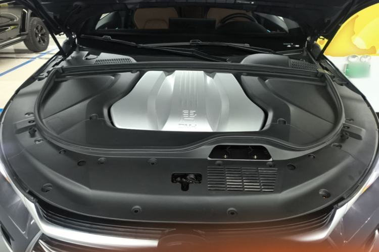 Used BYD Tang New Energy 2021 DM-i 112KM Prestige Model Engine Bay