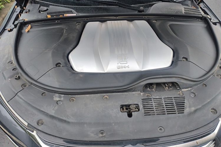 Used BYD Tang New Energy 2021 DM-i 112KM Prestige Model Engine Bay