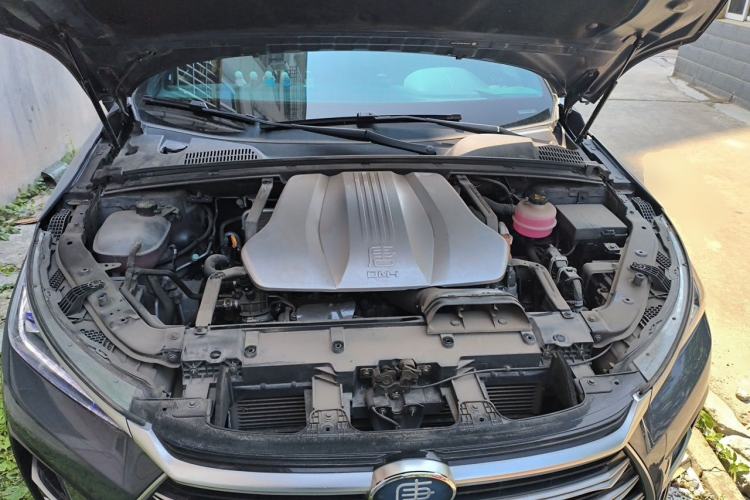 Used BYD Tang New Energy 2021 DM-i 112KM Prestige Model Engine Bay