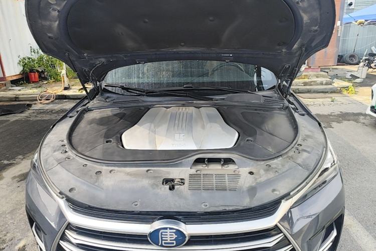 Used BYD Tang New Energy 2021 DM-i 112KM Prestige Model Engine Bay