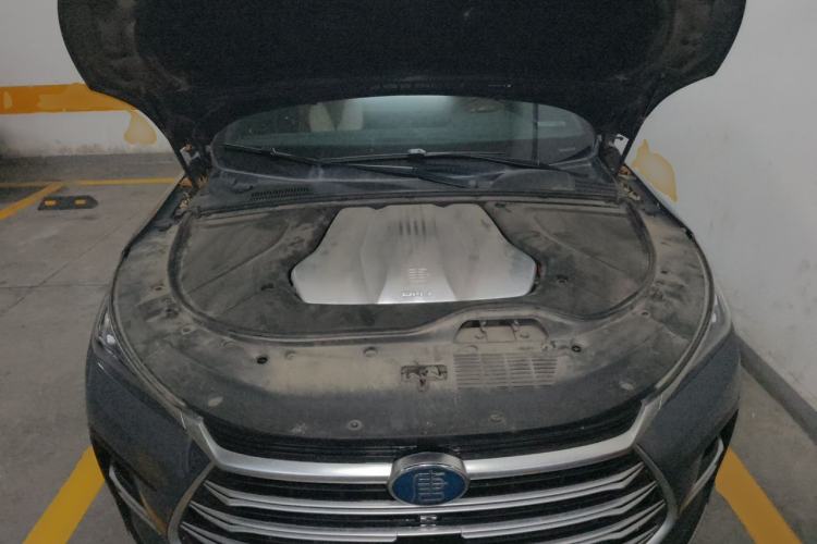 Used BYD Tang New Energy 2021 DM-i 112KM Prestige Model Engine Bay