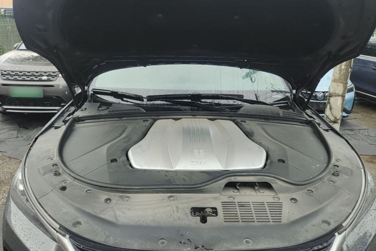Used BYD Tang New Energy 2021 DM-i 112KM Prestige Model Engine Bay