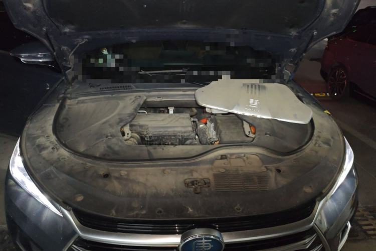Used BYD Tang New Energy 2021 DM-i 112KM Prestige Model Engine Bay