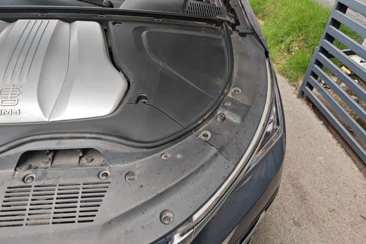 Used BYD Tang New Energy 2021 DM-i 112KM Prestige Model Engine Bay Left