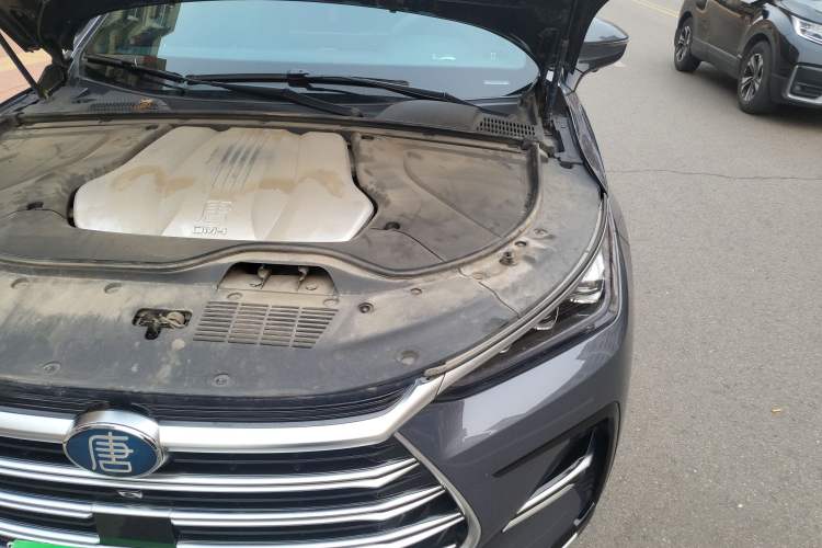 Used BYD Tang New Energy 2021 DM-i 112KM Prestige Model Engine Bay Left