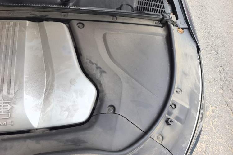 Used BYD Tang New Energy 2021 DM-i 112KM Prestige Model Engine Bay Left