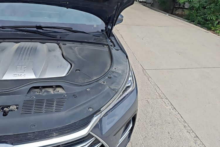 Used BYD Tang New Energy 2021 DM-i 112KM Prestige Model Engine Bay Left