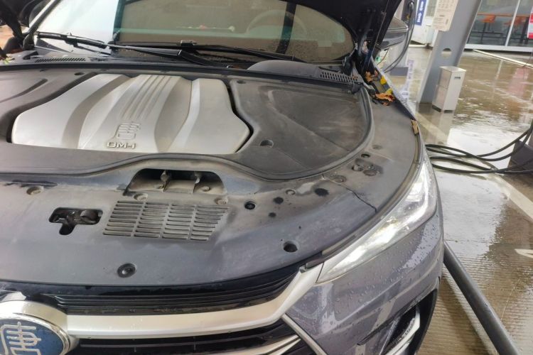 Used BYD Tang New Energy 2021 DM-i 112KM Prestige Model Engine Bay Left