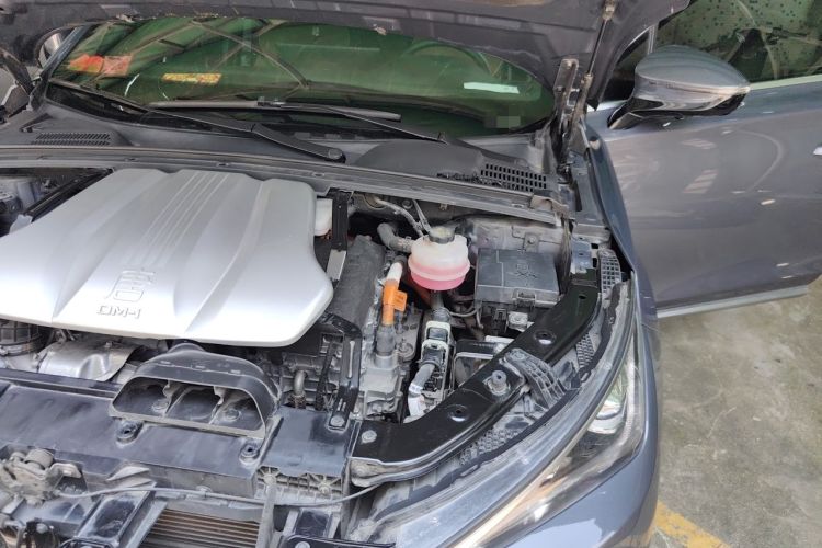 Used BYD Tang New Energy 2021 DM-i 112KM Prestige Model Engine Bay Left
