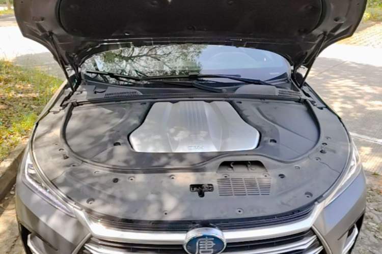 Used BYD Tang New Energy 2021 DM-i 112KM Prestige Model Engine Bay