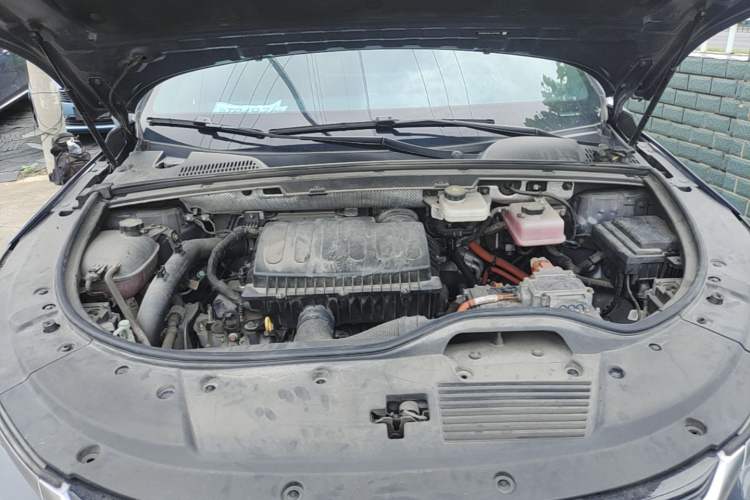 Used BYD Tang New Energy 2021 DM 2.0T Four-Wheel Drive Performance Edition Prestige Model Engine Bay