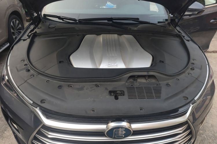 Used BYD Tang New Energy 2021 DM-i 112KM Prestige Model Engine Bay