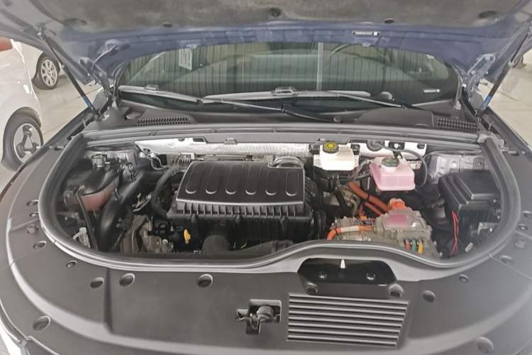 Used BYD Tang New Energy 2021 DM 2.0T Four-Wheel Drive Performance Edition Prestige Model Engine Bay