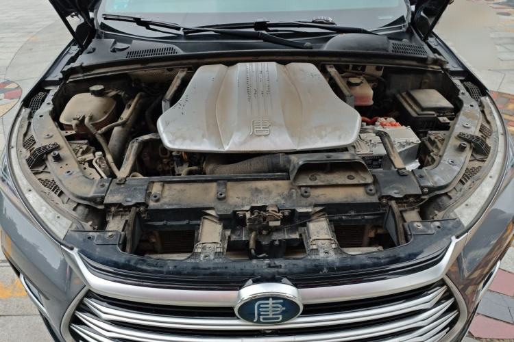 Used BYD Tang New Energy 2021 DM 2.0T Four-Wheel Drive High-Performance Flagship Model Engine Bay