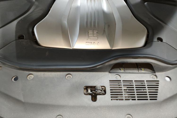 Used BYD Tang New Energy 2021 DM-i 112KM Prestige Model Engine Bay