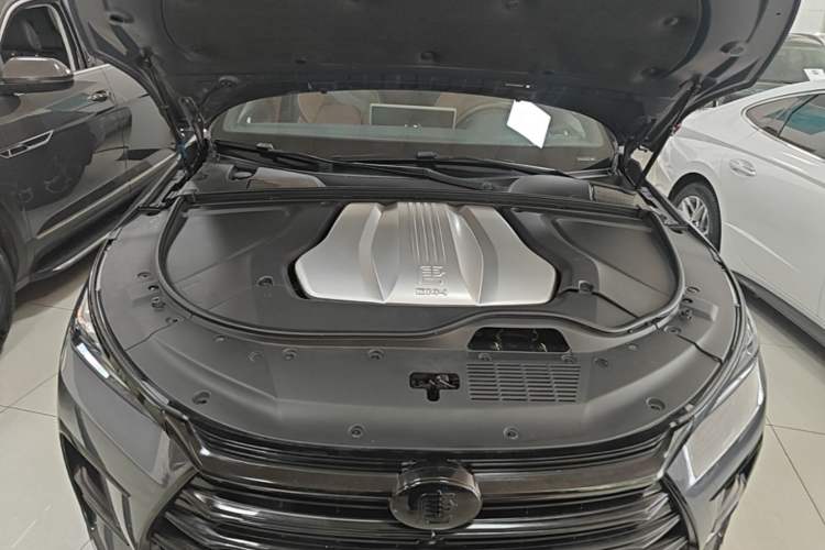 Used BYD Tang New Energy 2021 DM-i 112KM Prestige Model Engine Bay