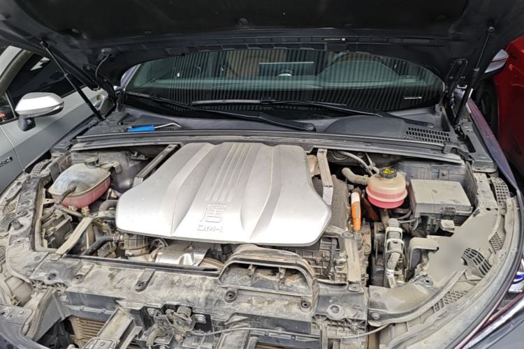 Used BYD Tang New Energy 2021 DM-i 112KM Prestige Model Engine Bay