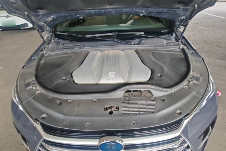 Used BYD Tang New Energy 2021 DM-i 112KM Prestige Model Engine Bay
