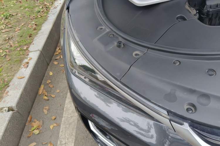 Used BYD Tang New Energy 2021 DM-i 112KM Prestige Model Engine Bay Right