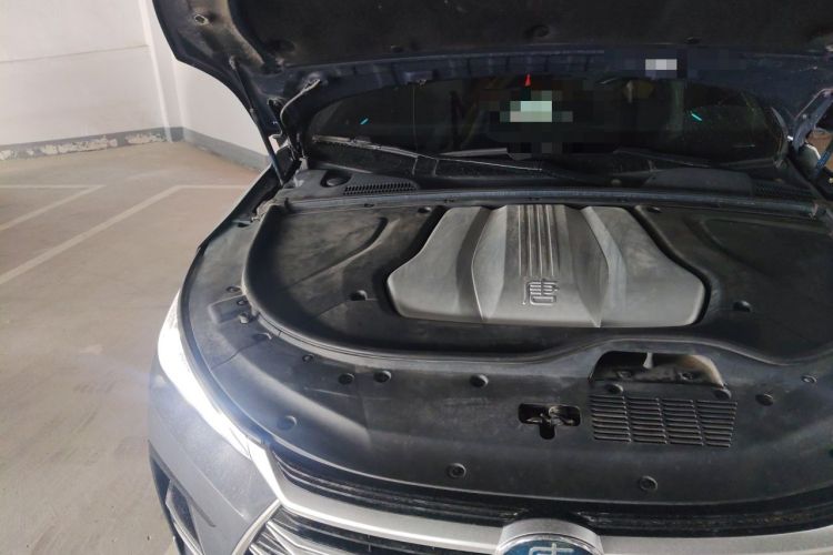 Used BYD Tang New Energy 2021 DM 2.0T Four-Wheel Drive High-Performance Flagship Model Engine Bay Right