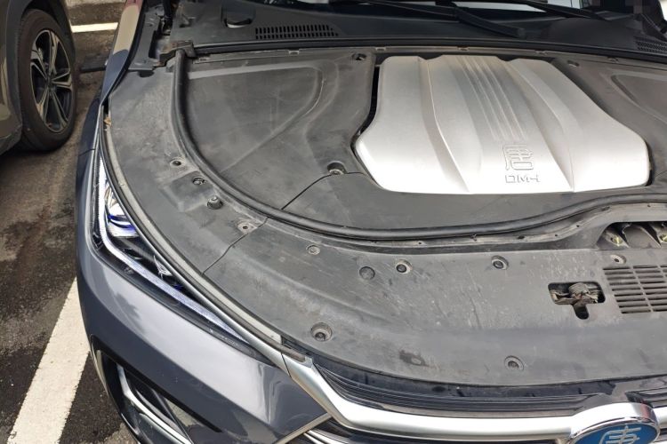 Used BYD Tang New Energy 2021 DM-i 112KM Prestige Model Engine Bay Right