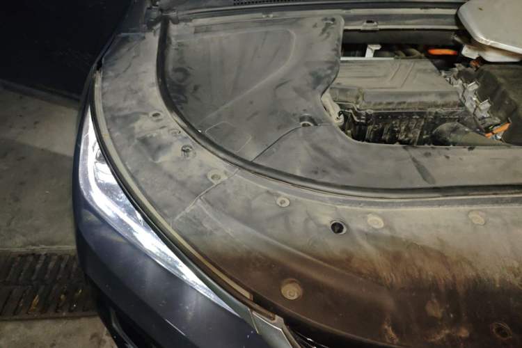 Used BYD Tang New Energy 2021 DM-i 112KM Prestige Model Engine Bay Right