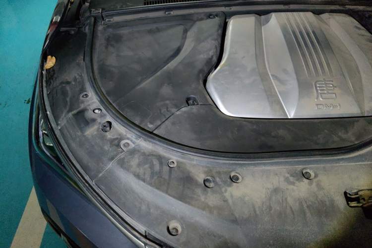 Used BYD Tang New Energy 2021 DM-i 112KM Prestige Model Engine Bay Right