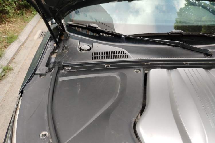 Used BYD Tang New Energy 2021 DM-i 112KM Prestige Model Engine Bay Right