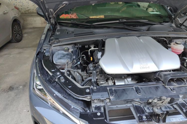 Used BYD Tang New Energy 2021 DM-i 112KM Prestige Model Engine Bay Right