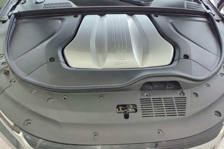 Used BYD Tang New Energy 2021 DM-i 112KM Prestige Model Engine Bay