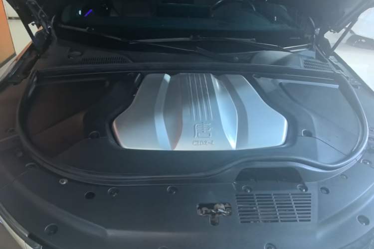 Used BYD Tang New Energy 2021 DM-i 112KM Prestige Model Engine Bay