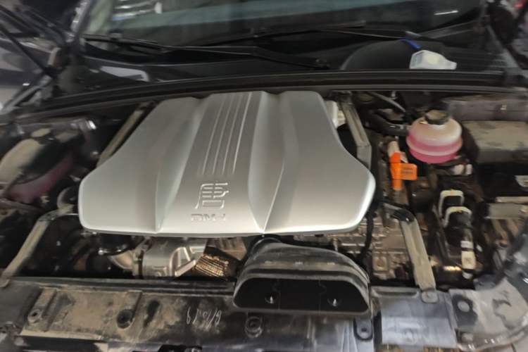 Used BYD Tang New Energy 2021 DM-i 112KM Prestige Model Engine Bay