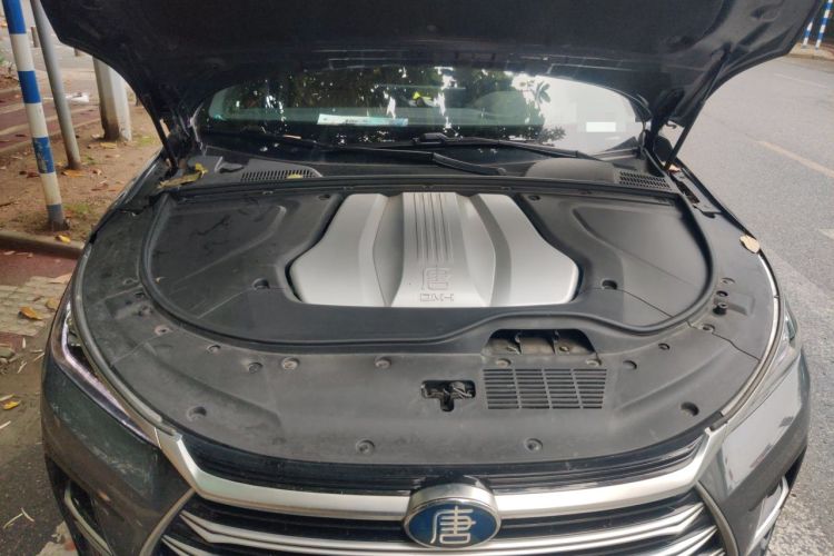 Used BYD Tang New Energy 2021 DM-i 112KM Prestige Model Engine Bay