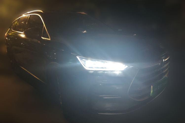 Used BYD Tang New Energy 2021 DM-i 112KM Prestige Model Exterior 2
