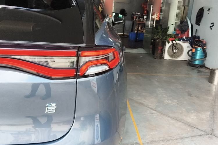 Used BYD Tang New Energy 2021 DM-i 112KM Prestige Model Exterior 3